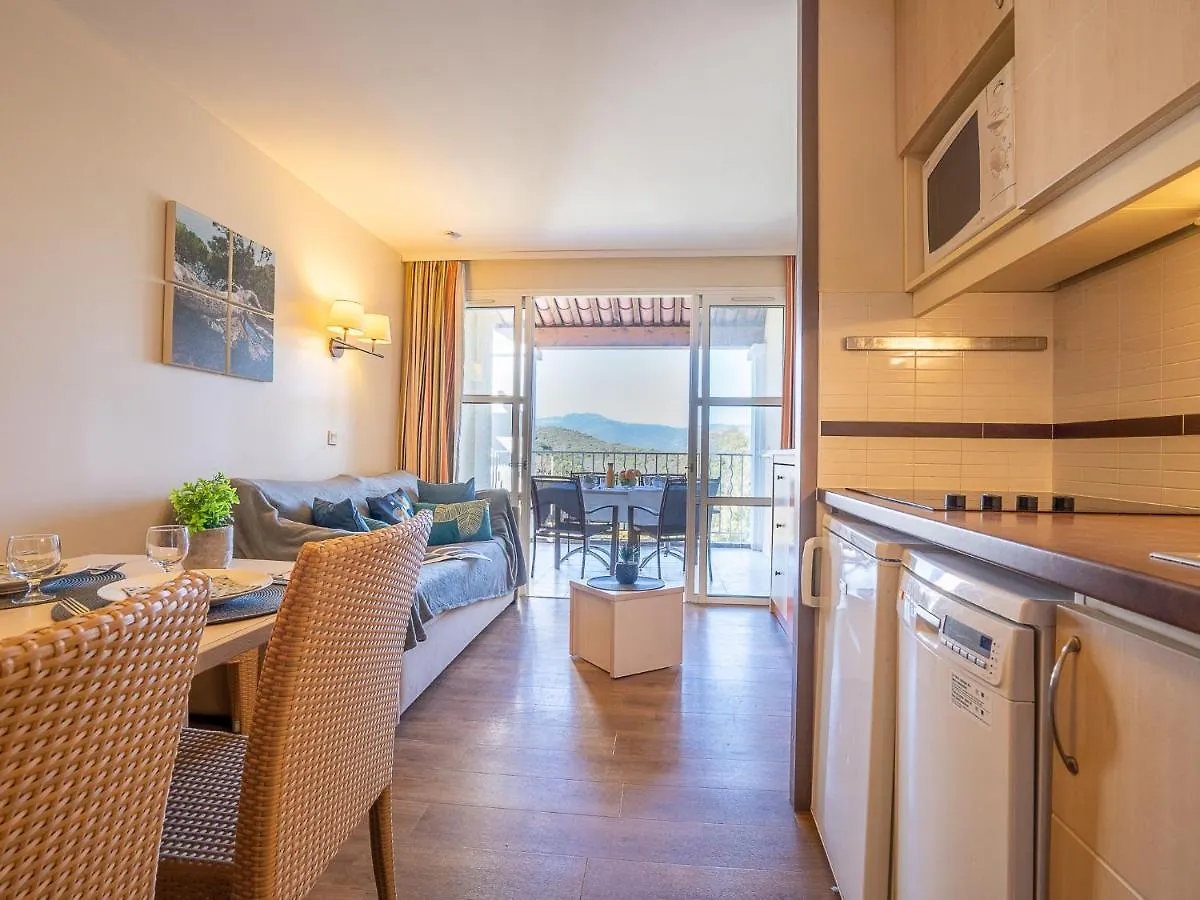 Apartment Village Cap Esterel - L'Esquinade-32 By Interhome Saint-Raphael