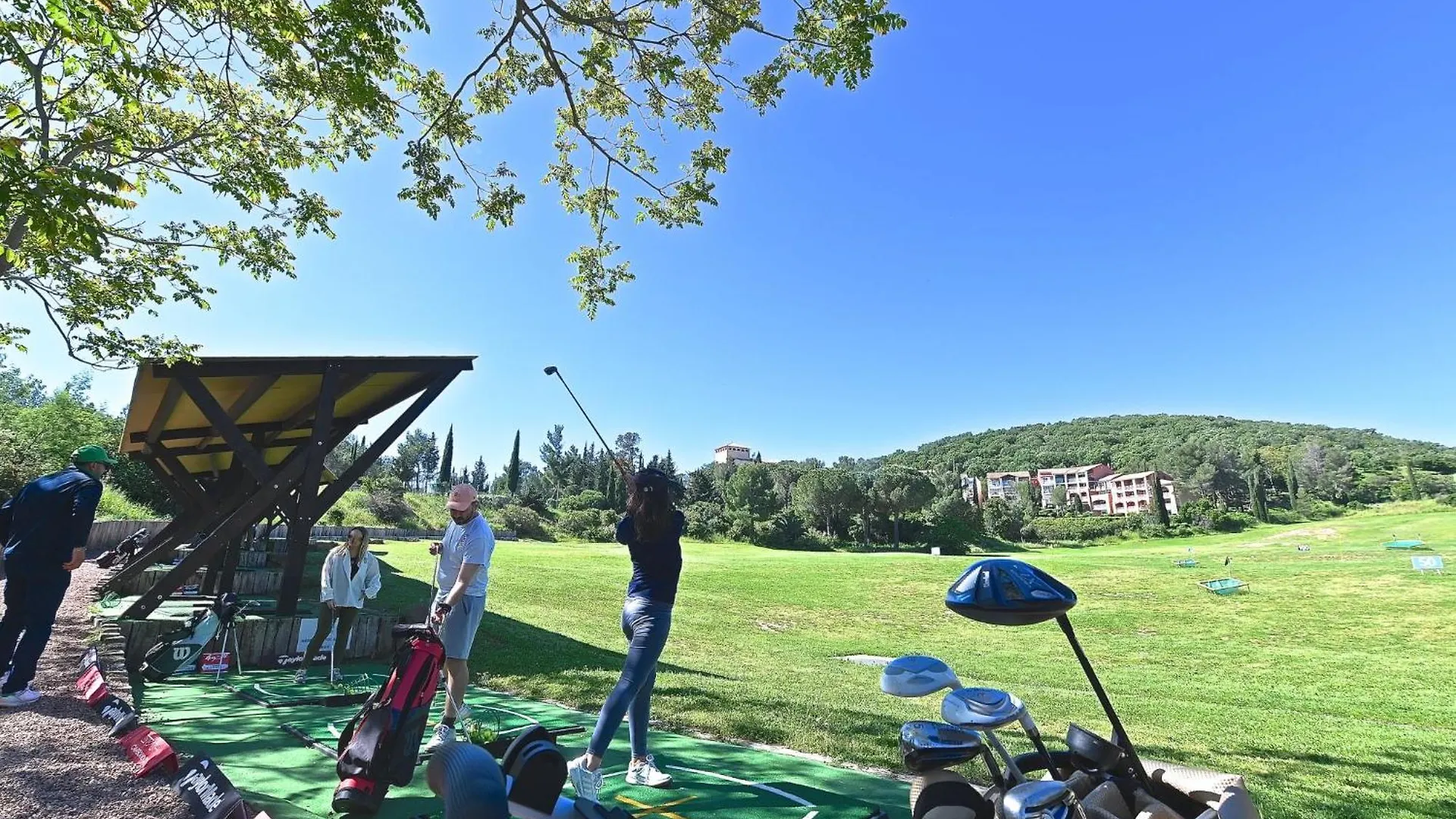 Apartment Village Cap Esterel - L'Esquinade-32 By Interhome Saint-Raphael